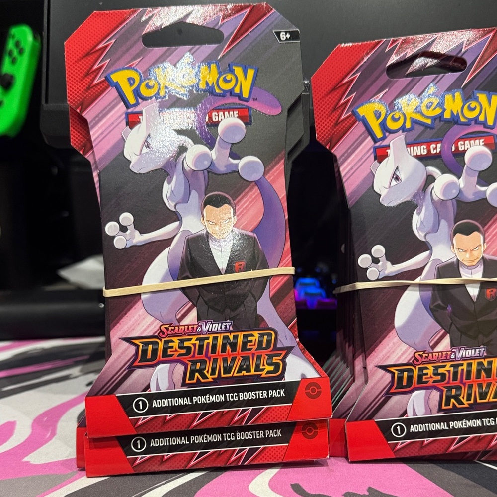 Pokemon Scarlet & Violet Destined Rivals Booster Pack - Red and Black